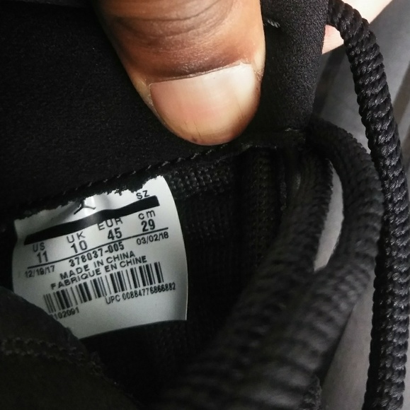 Nike Air Jordan 11 XI Cap and Gown Mens size 11 - Picture 6 of 8